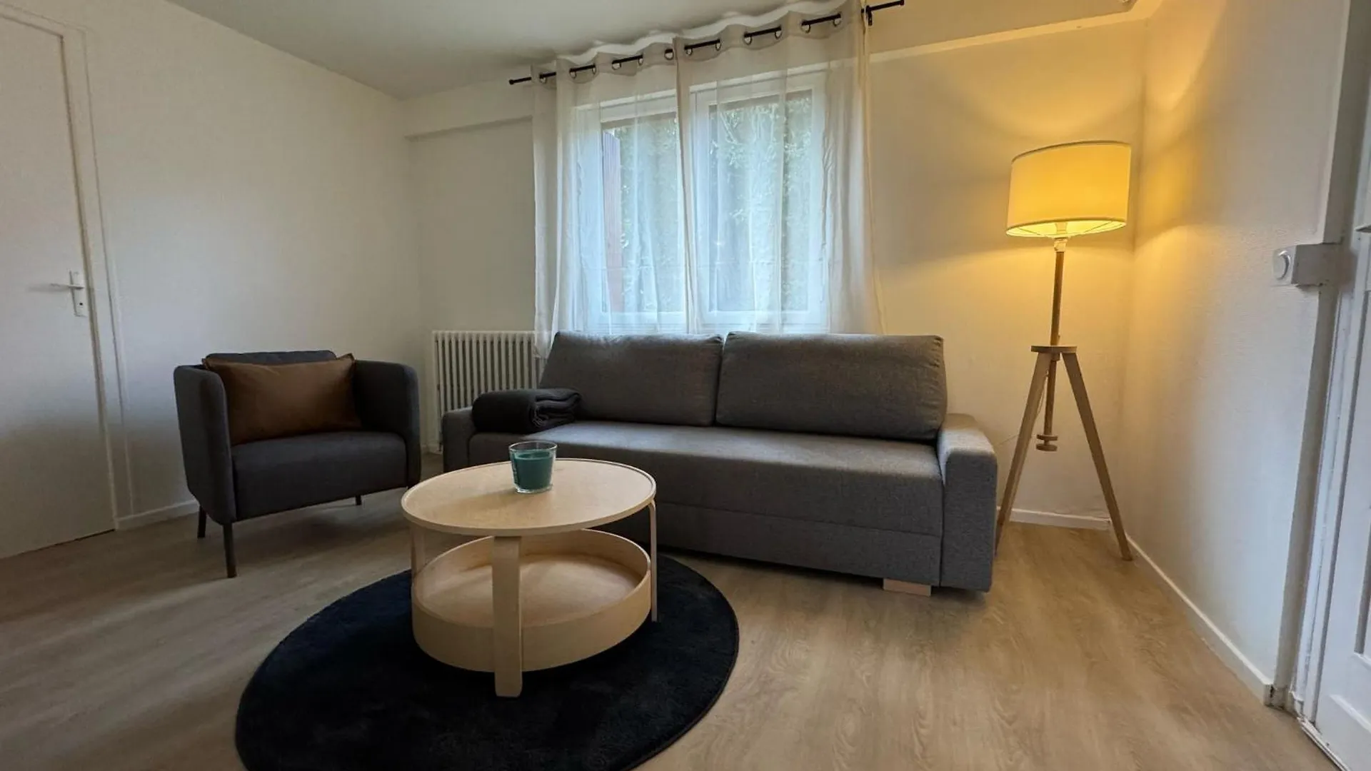 Holiday home Maison Meyzieu Terrasse Parking Stade-Ldlc-Eurexpo