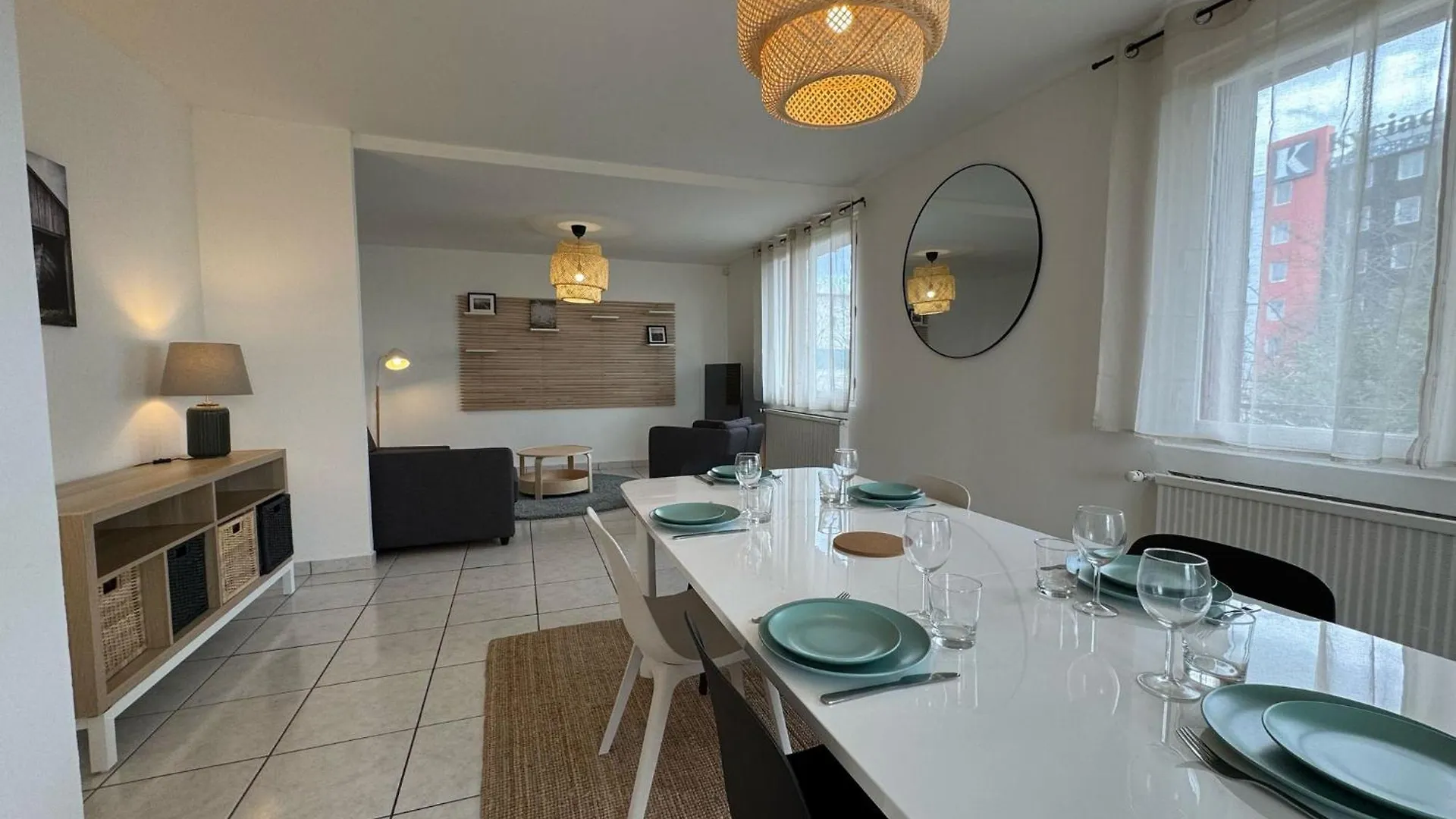 Maison Meyzieu Terrasse Parking Stade-Ldlc-Eurexpo 0*,  France